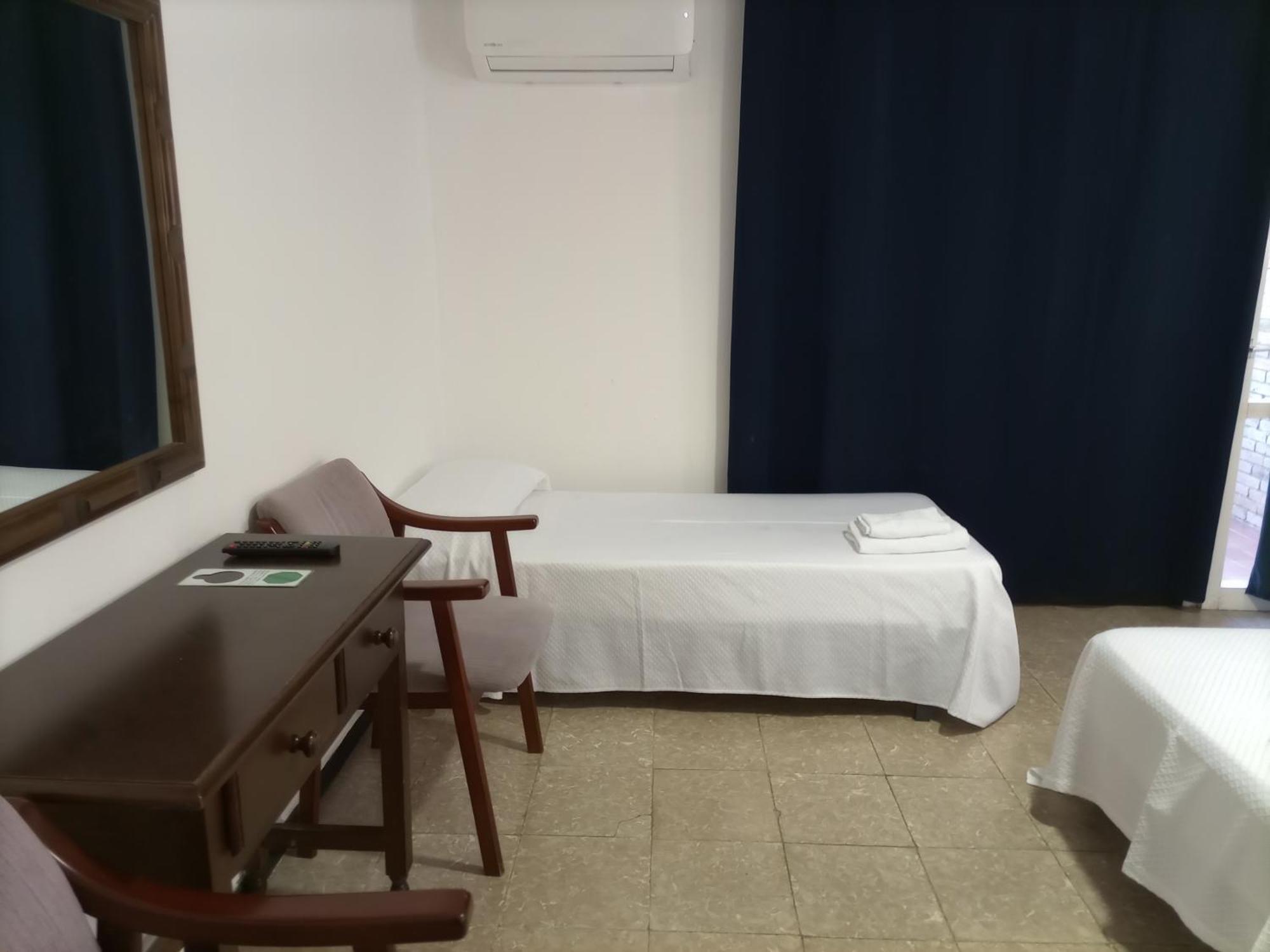 Vintage Hotel Mercedes Lloret de Mar Extérieur photo
