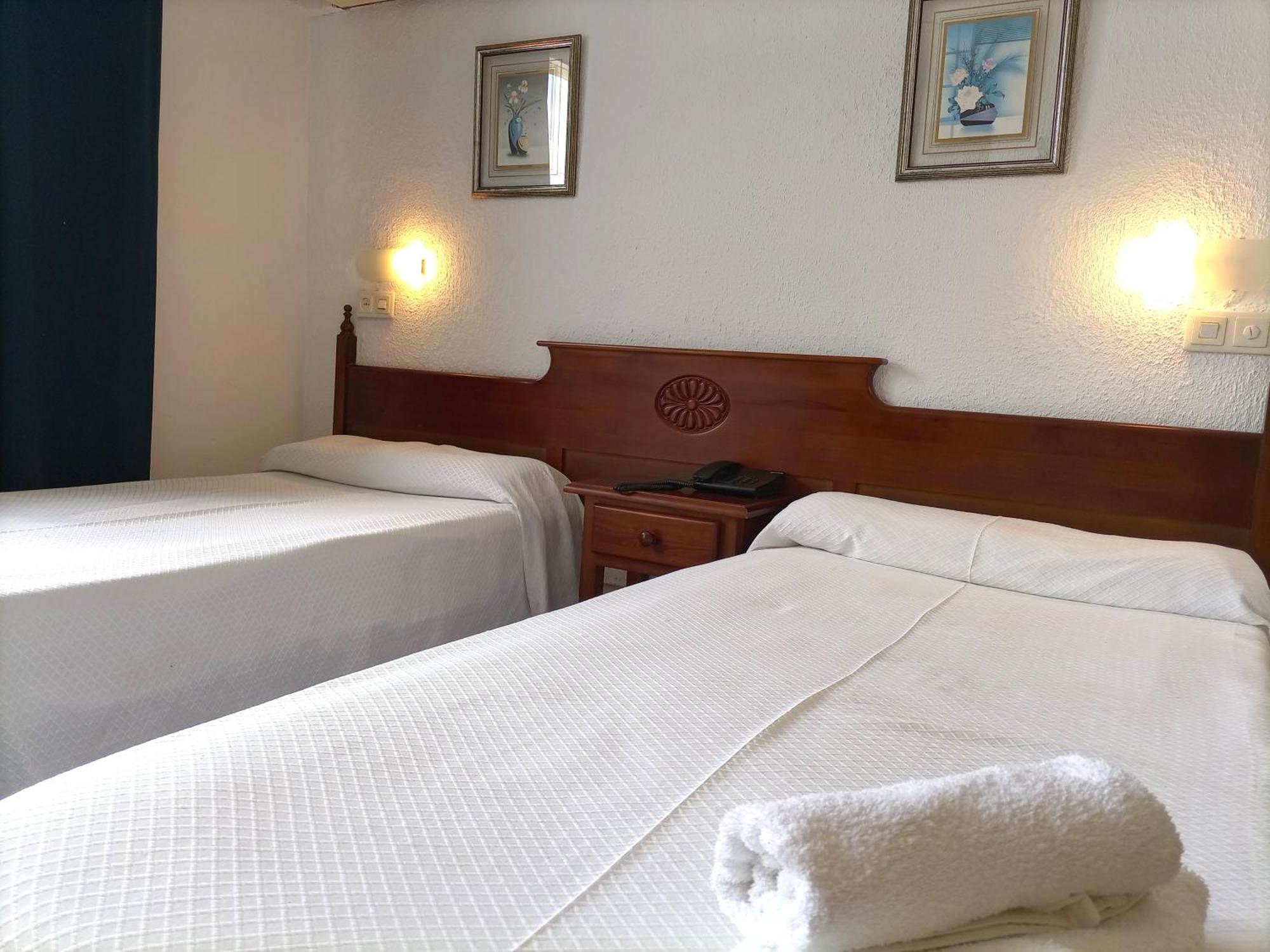 Vintage Hotel Mercedes Lloret de Mar Extérieur photo